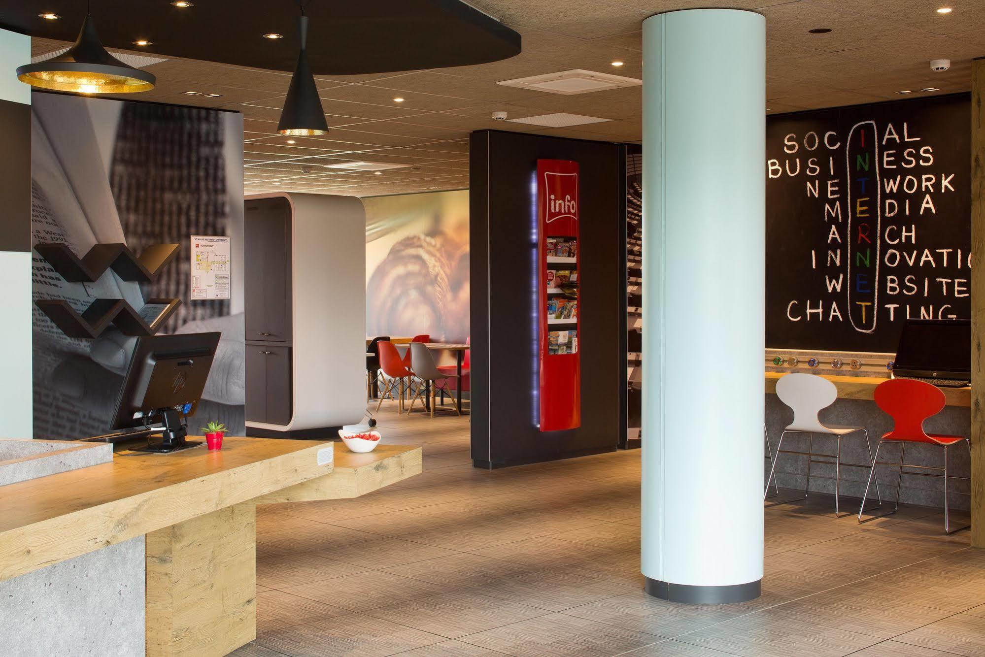 Ibis Montceau Les Mines Hotel Exterior foto